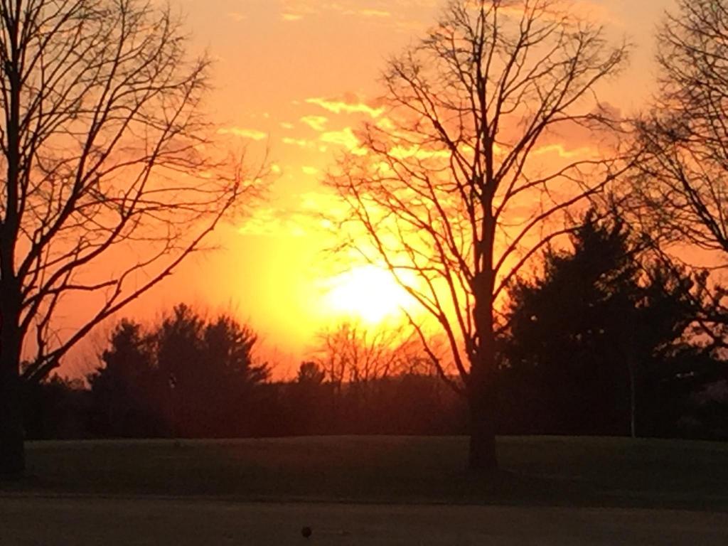 Pleasant View Perfect sunset